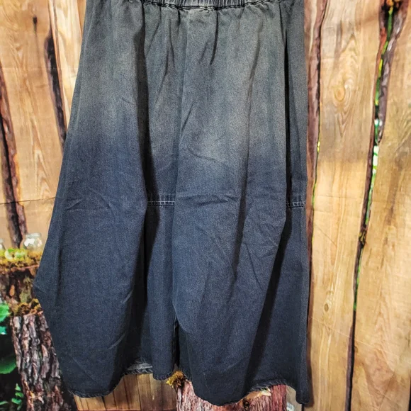 Elegant Blue Ombre A-Line Skirt - Picture 6 of 8